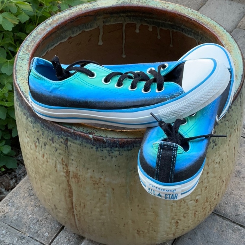 Converse all stars